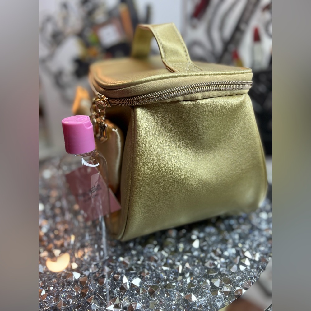 Juicy Couture Gold Cosmetic Bag with Bow and Charm - Picture 10 of 14